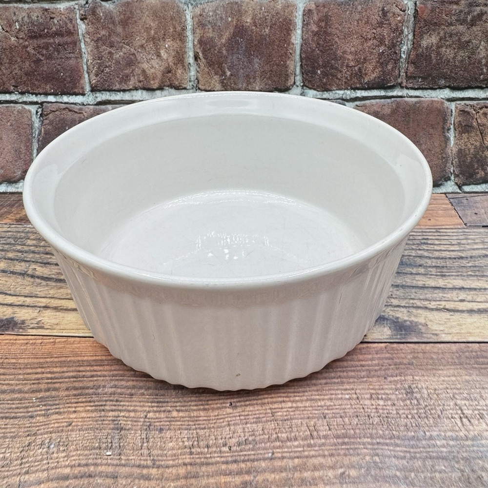 CorningWare French White 2.5 Qt. Round Casserole Baking Dish No Lid Oven Safe